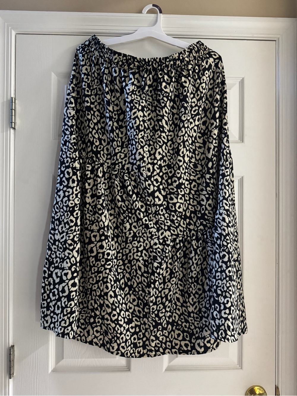 Black and White Leopard Print Maxi Skirt